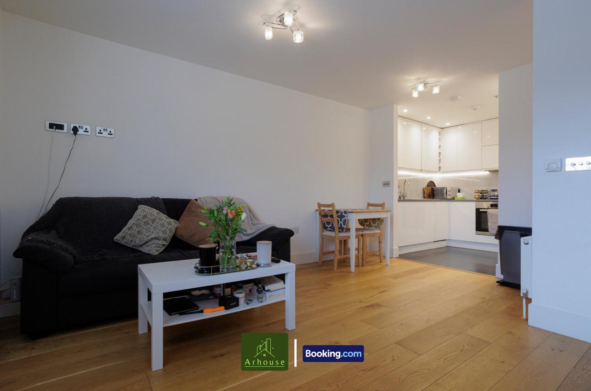 One Bedroom Apartment By Arhouse Apartments Short Lets & Serviced Accommodation Kingston With Free Wifi Kingston upon Thames (Greater London) Exterior foto
